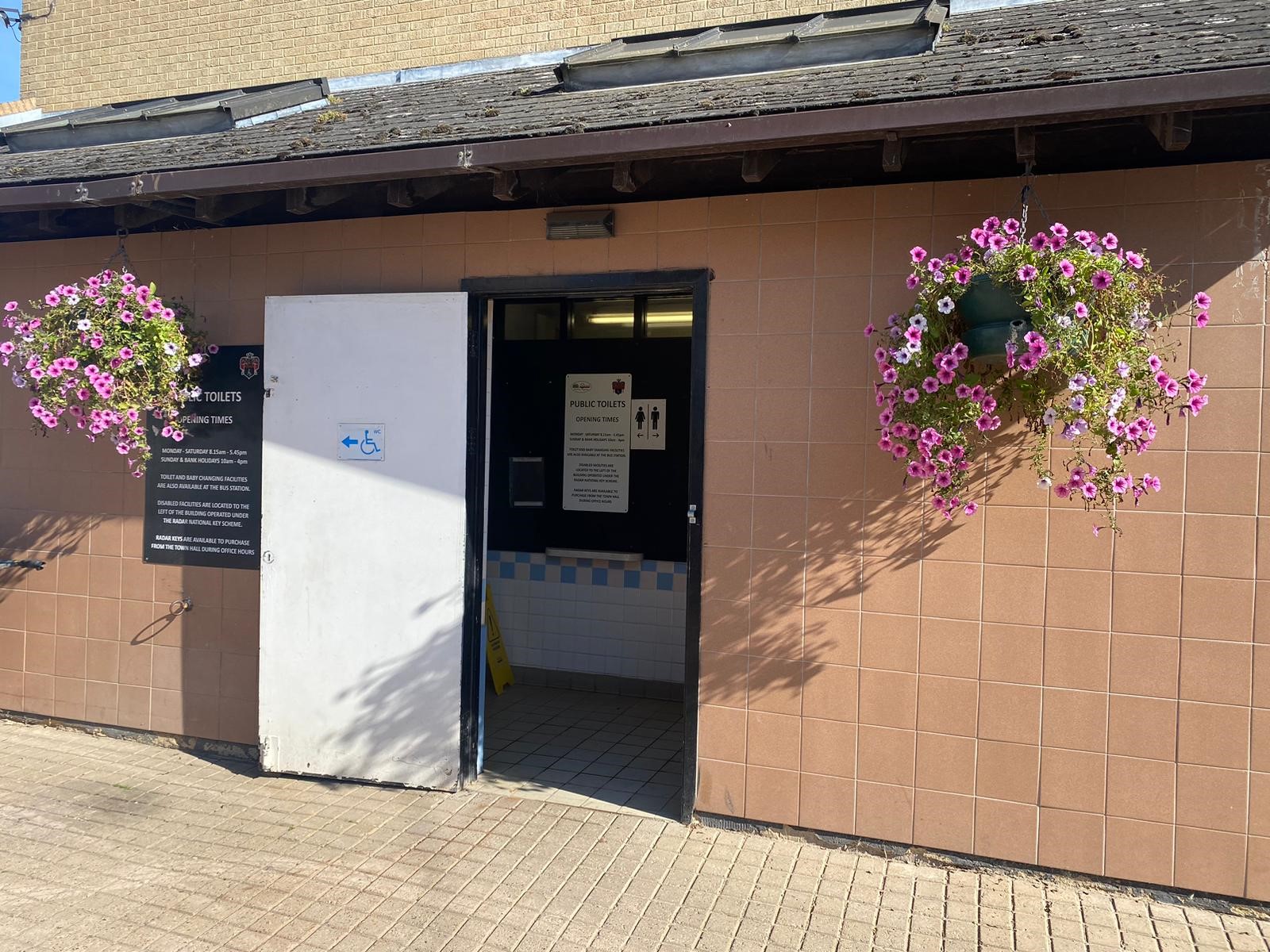 Gaol Lane toilets in Sudbury